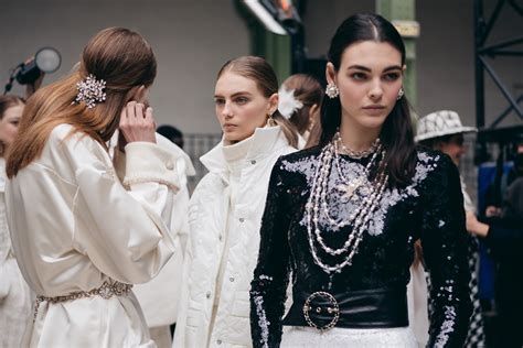 chanel winter 2019 backstage|Chanel couture collection.